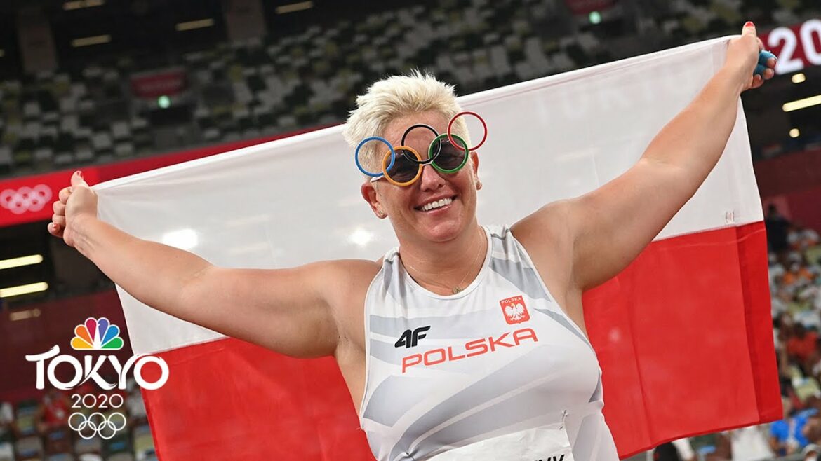THREEPEAT! Anita Wlodarczyk runs away with hammer throw gold again | Tokyo Olympics | NBC Sports
