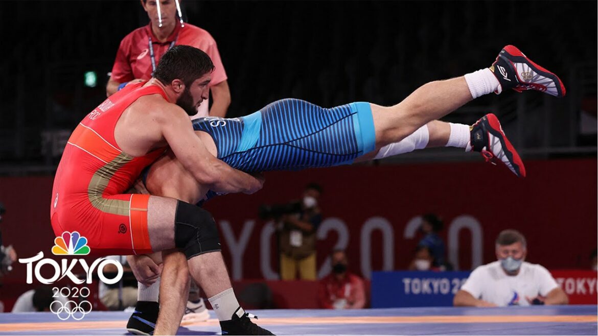 Abdulrashid Sadulaev outlasts Kyle Snyder for gold in 97kg showdown