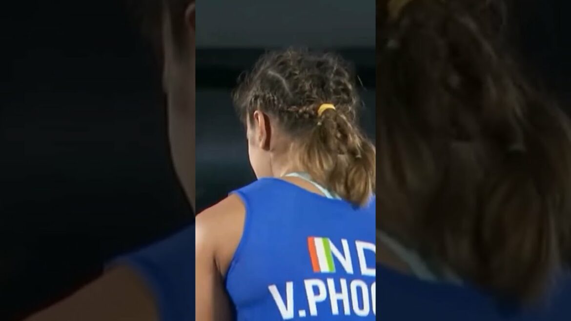 Gold Hatrick for Vinesh Phogat#commonwealthgames2022