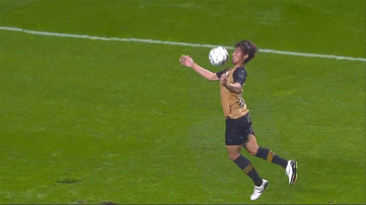 Look How Hidemasa Morita Became A BEAST in CD Santa Clara!