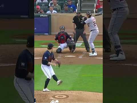 Which Kenta Maeda do you prefer? Haven’t you forgotten, Maeken? #shorts #Kenta Maeda Which Kenta Maeda do you prefer? Haven't you forgotten, Maeken? #shorts #Kenta Maeda