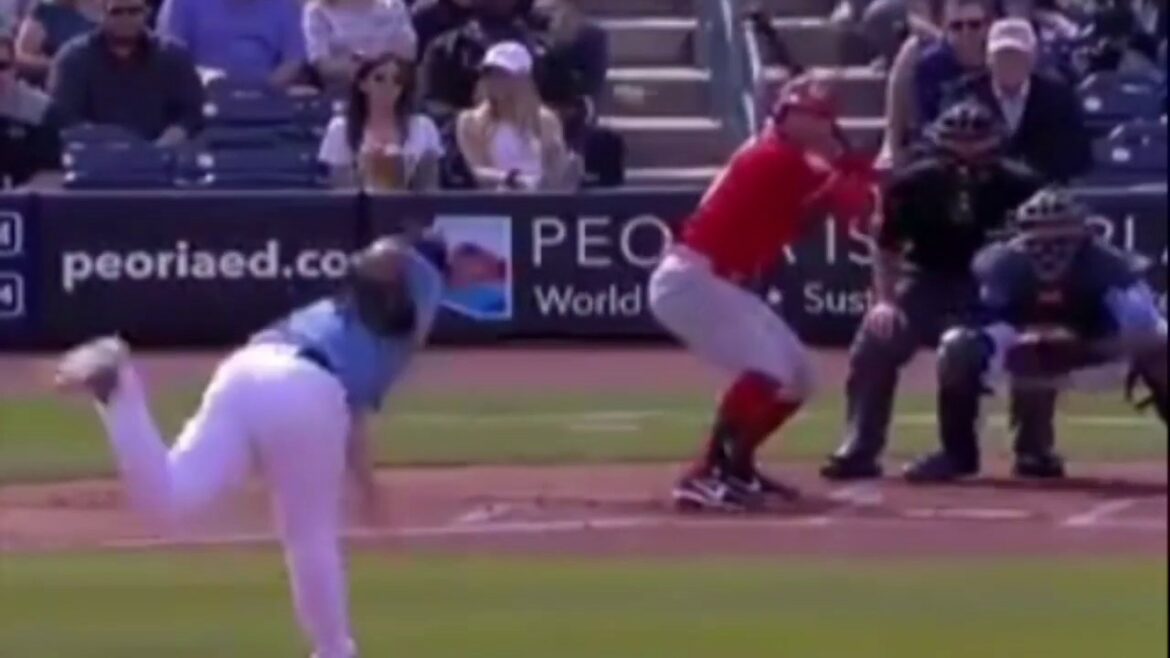 Yusei Kikuchi out here making great hitters look silly. Yusei Kikuchi out here making great hitters look silly.