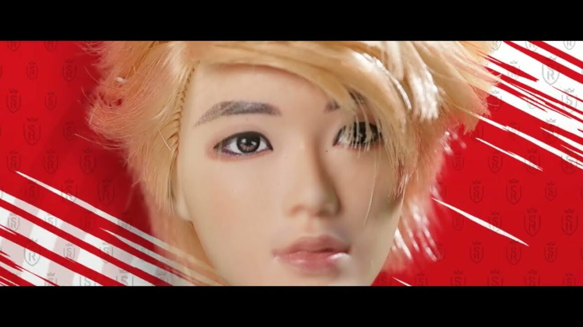 Football, child's play for Junya Ito!