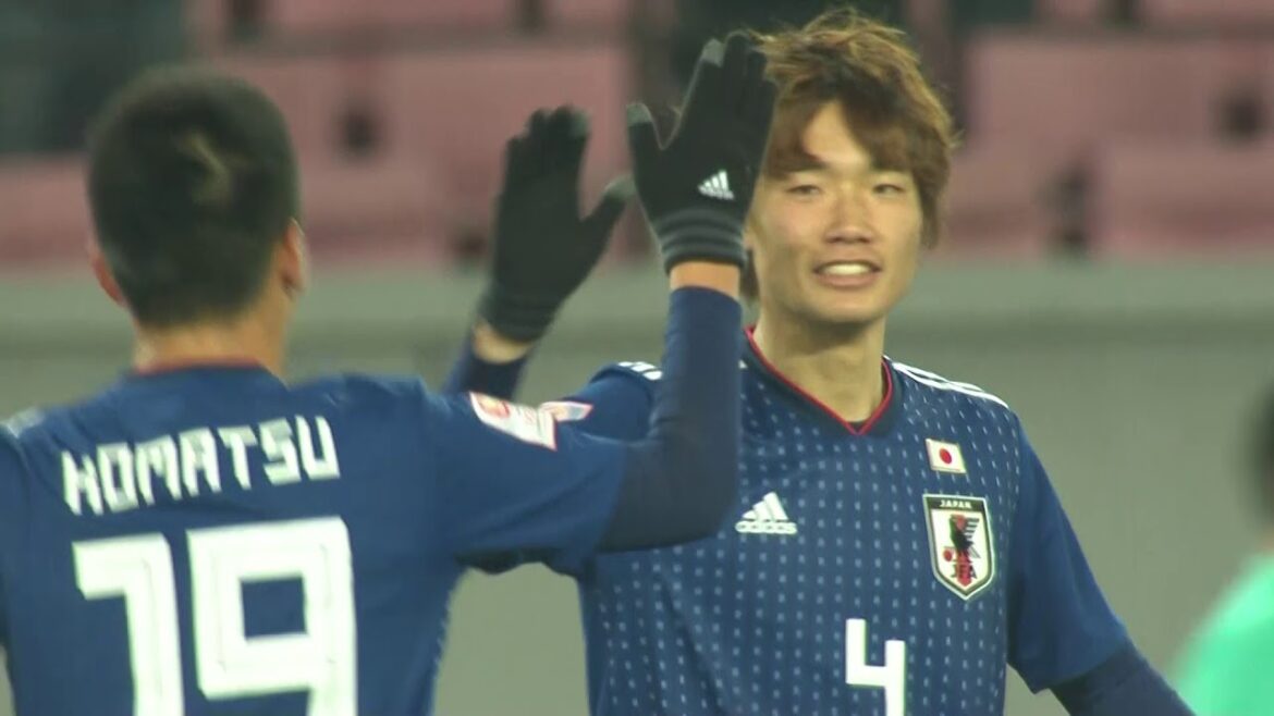 Ko Itakura hands Japan the 1-0 lead against Palestine!
