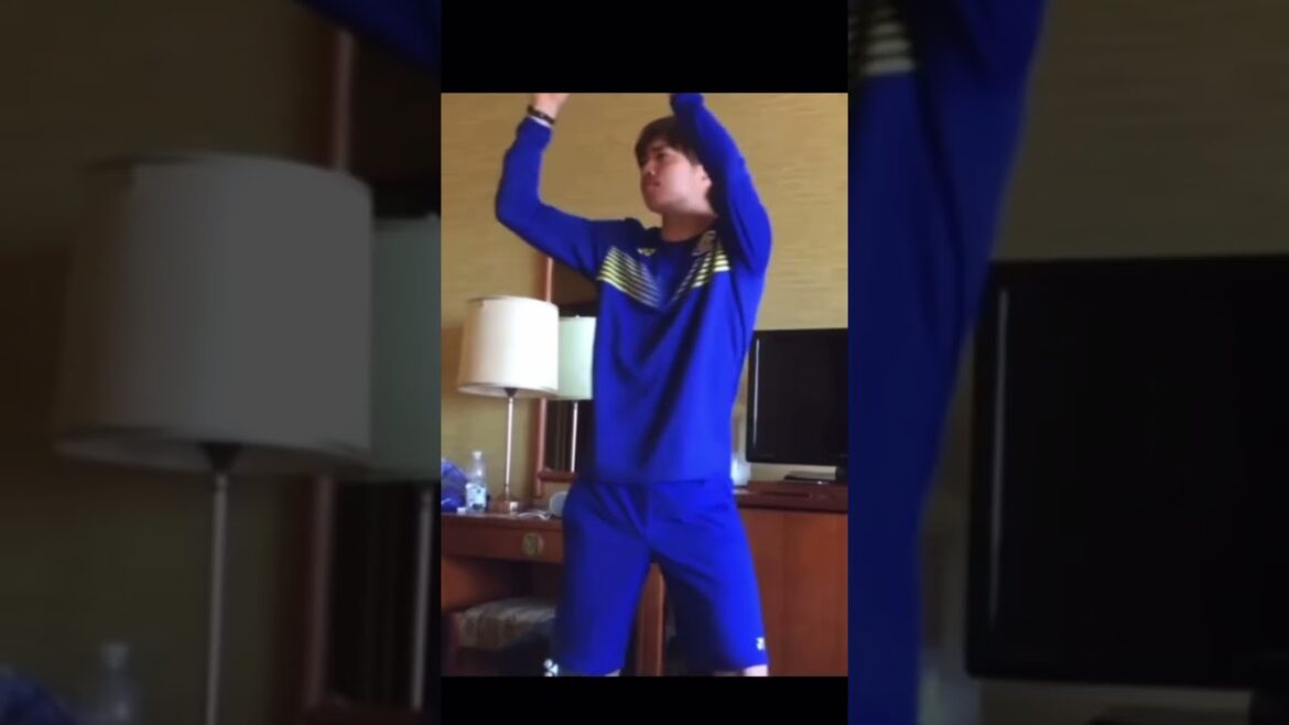 [Dancing Junya Ito]Countless women swamped at the World Cup.