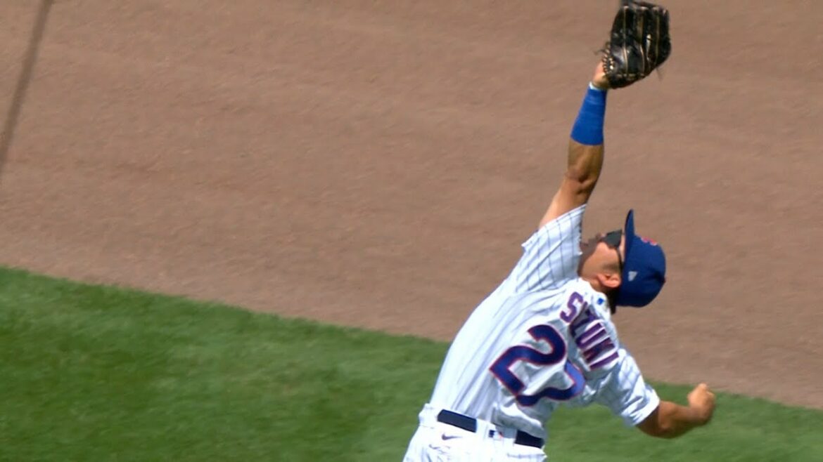Seiya Suzuki Nice catch & Bakushoku laser beam burst!  Two big plays in one inning!