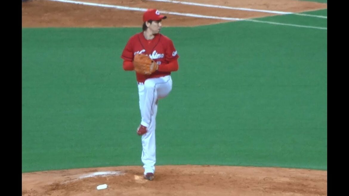 Kenta Maeda pitching form (with slow motion)