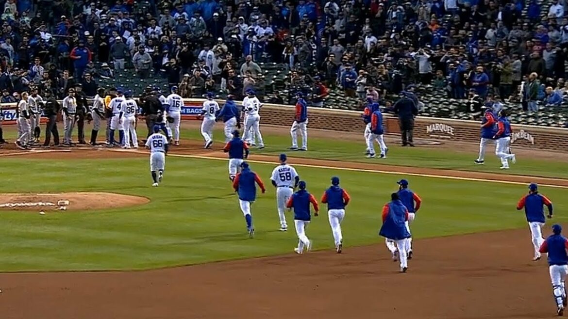 [Seiya Suzuki]On May 18th, the live commentary seats are also very exciting! Seiya Suzuki's laser beam, which blocked the third base runner's back home with a fly by Tsutsugo in the 4th, caused a commotion on the verge of a brawl.