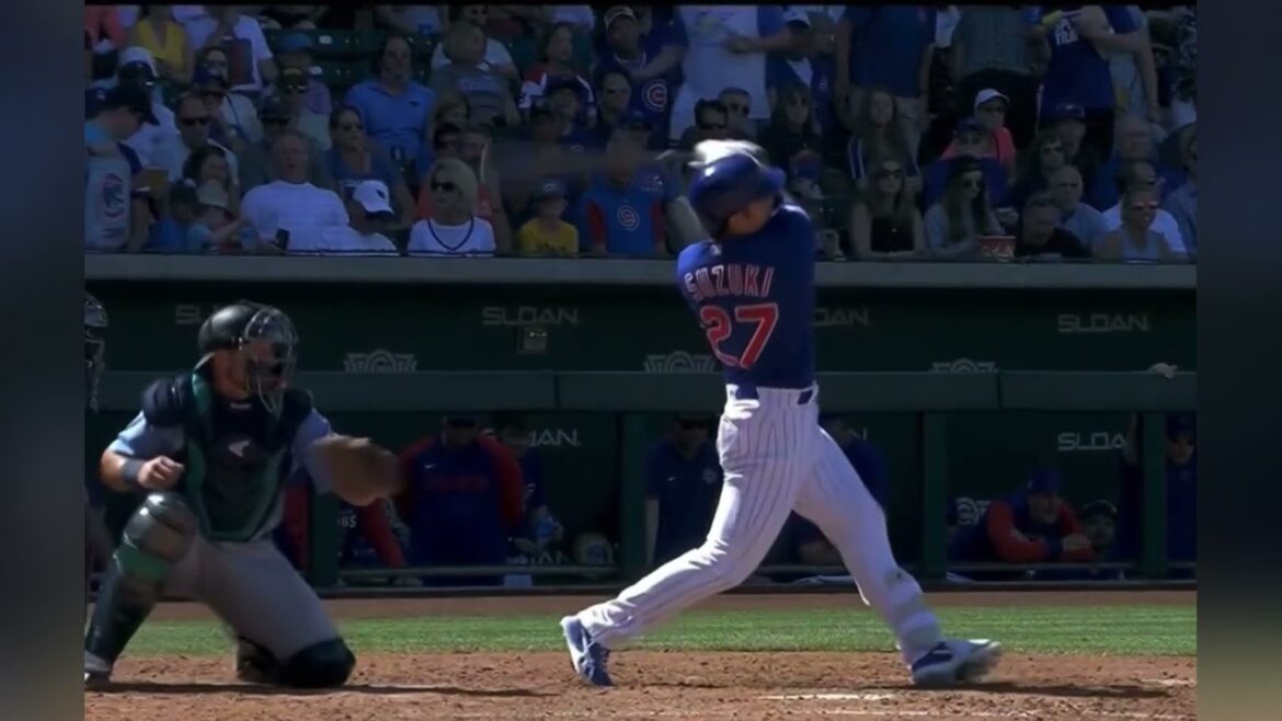 Seiya Suzuki. Big swing in slow motion.