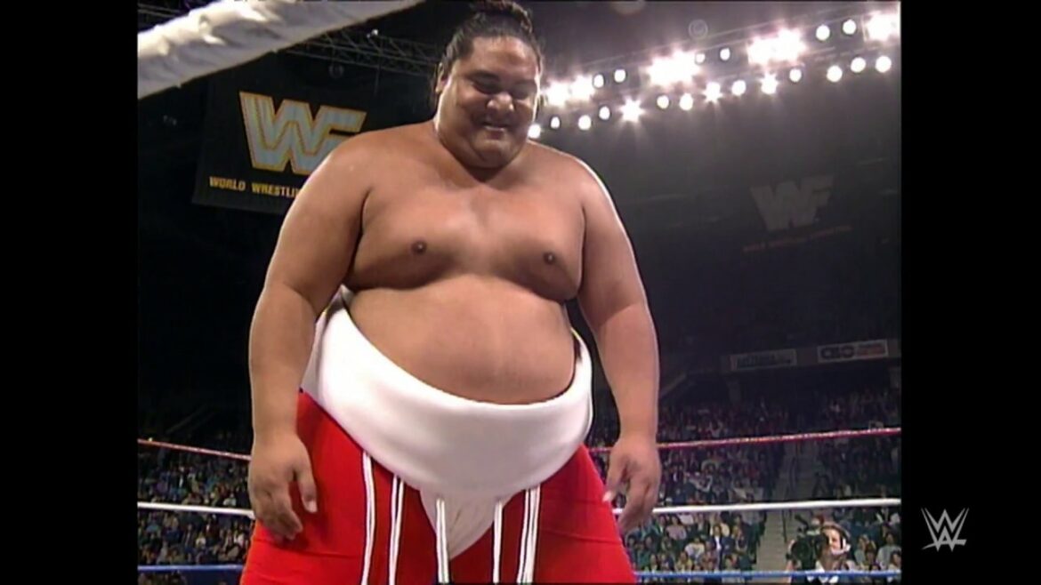 Yokozuna makes his WWE debut: WWE Superstars, Oct. 31, 1992 Yokozuna makes his WWE debut: WWE Superstars, Oct. 31, 1992