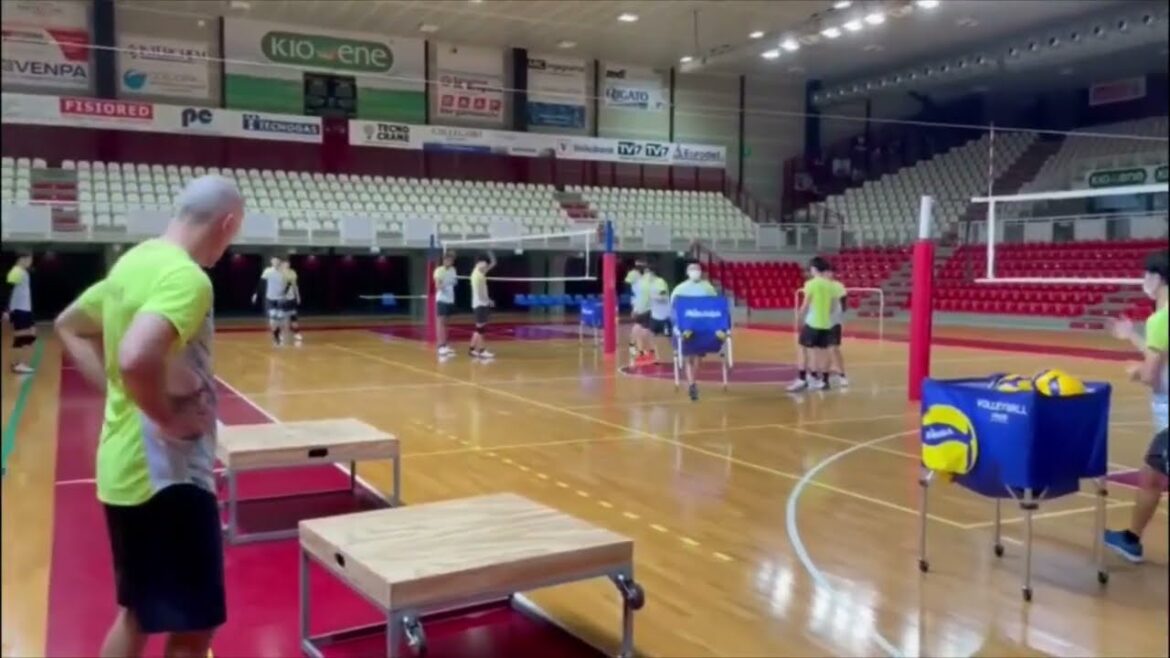 🇯🇵🇮🇹 Day 2 Japan National Volleyball Team Training in Padova, Italy | Ryujin Nippon in Kioene Arena