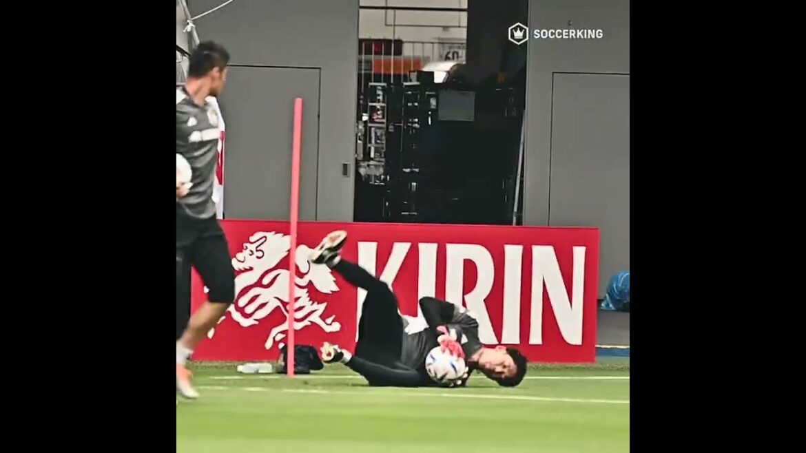 Basics are very important!  #Eiji Kawashima #Shuichi Gonda #Japan representative #daihyo #Shorts