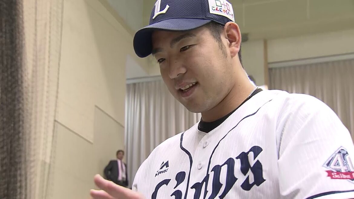 Yusei Kikuchi returns to his alma mater, Hanamaki Higashi