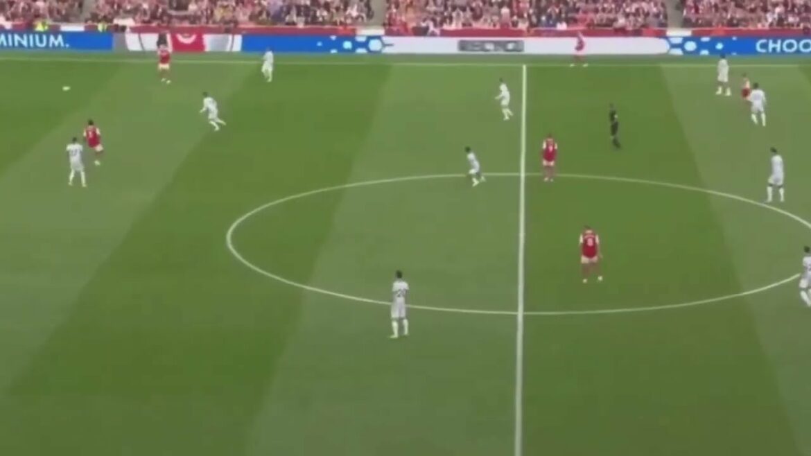 Takehiro Tomiyasu vs Liverpool | A Match winning Performance Takehiro Tomiyasu vs Liverpool | A Match winning Performance