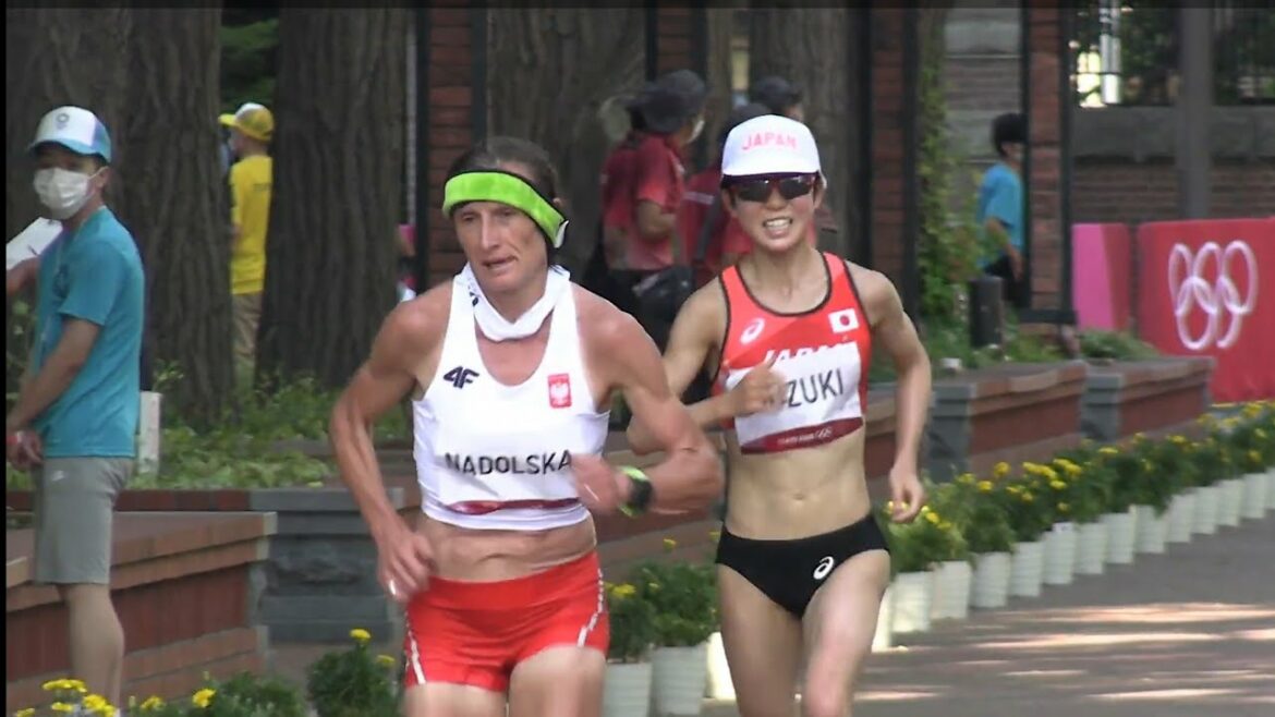 Mao Ichiyama/Ayuko Suzuki/Honan Maeda Women's marathon 3 Japanese runners Water supply point, red brick Former Hokkaido Government Office Tokyo Olympics/Tokyo2020