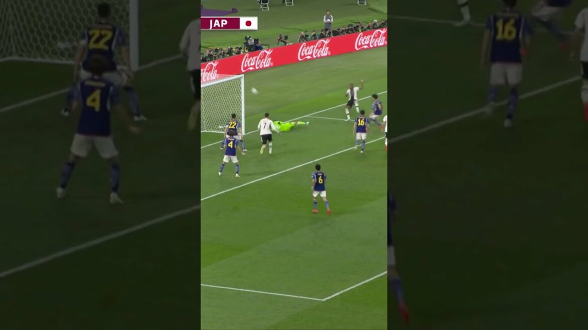 NINJA GOALKEEPER FROM JAPAN |  MADE FOUR GUARDS IN A STRAIGHT #shorts