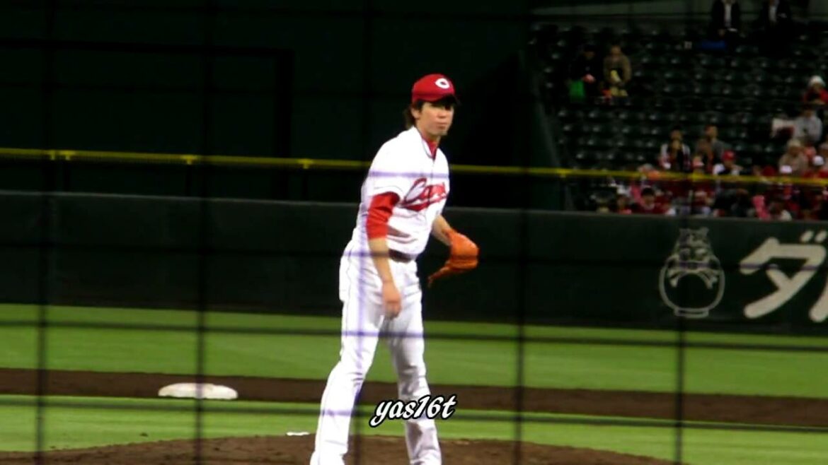10/05/27 Kenta Maeda's pitching form (from the front: super slow combination)