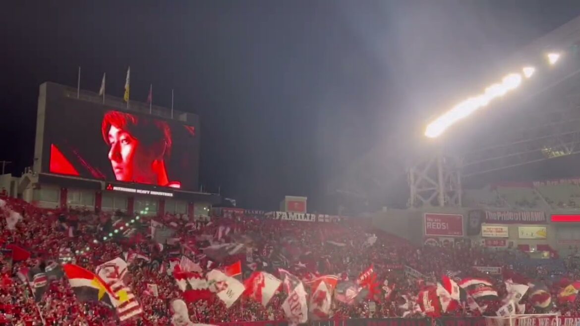 Can't wait for the opening of the J League Urawa Reds #shorts #J League #supporters #chants #World Cup #Urawa Reds #Japan national team #Japan national team #Messi #Shoot #Keisuke Honda #Neymar #Pass #Mbappé