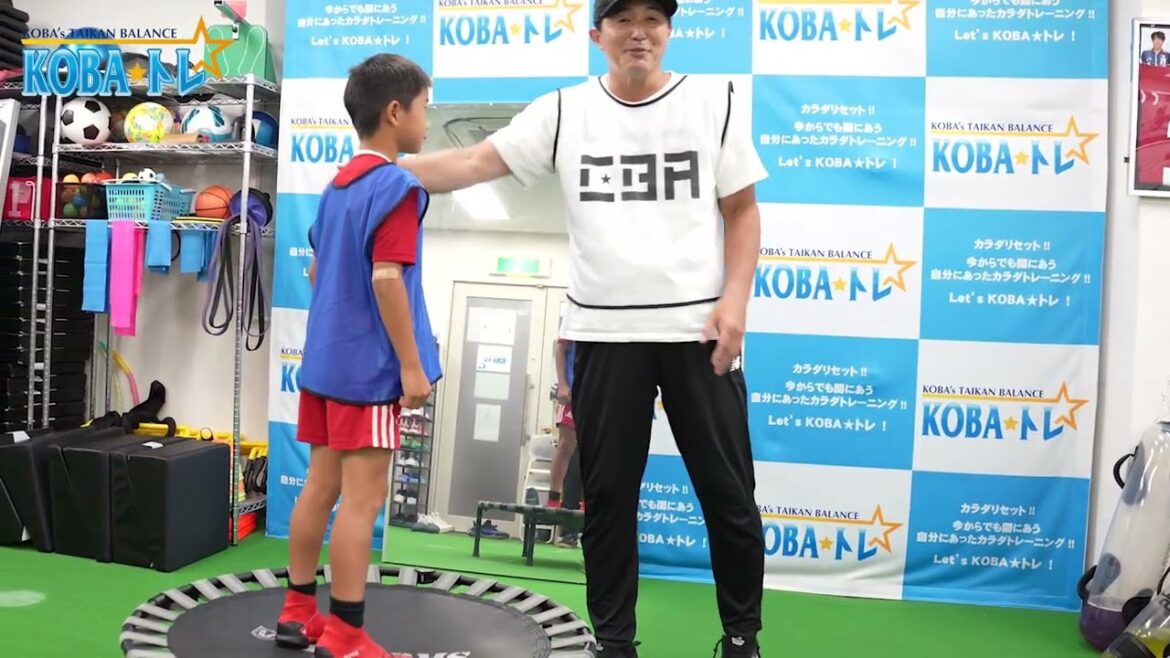 Super elementary school 2nd grade Shinta Nishiyama and trampoline training on functional mats