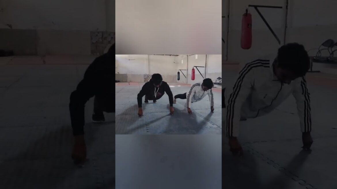 2 finger pushups with #student #sachinkarate #shorts #youtubeshorts