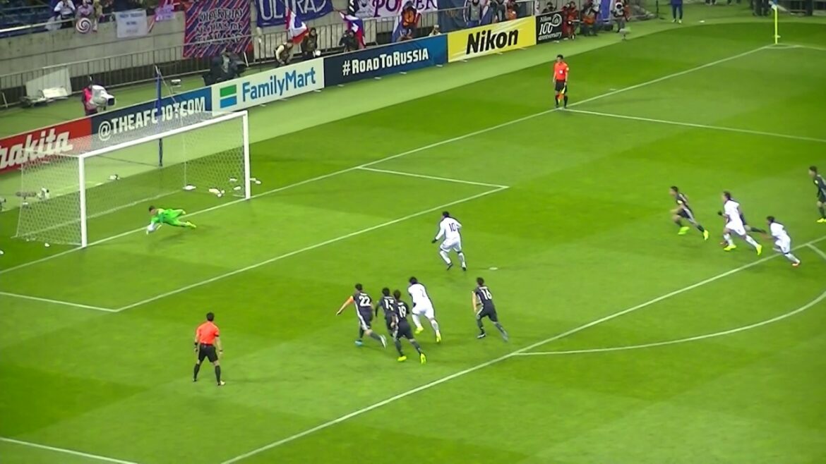 [Local video]Eiji Kawashima's PK stop scene against Thailand