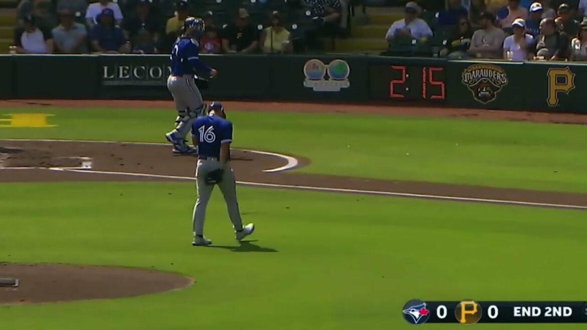 Yusei Kikuchi's perfect Spring Training debut!