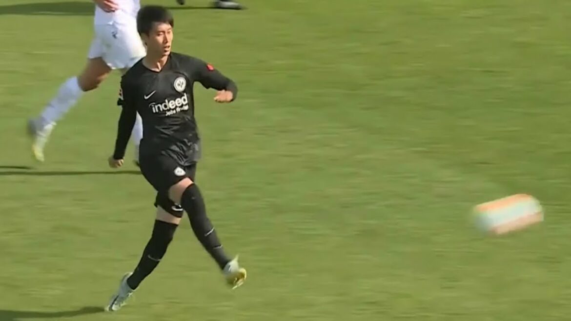 Daichi Kamada vs Lech Poznań 2023.01.13