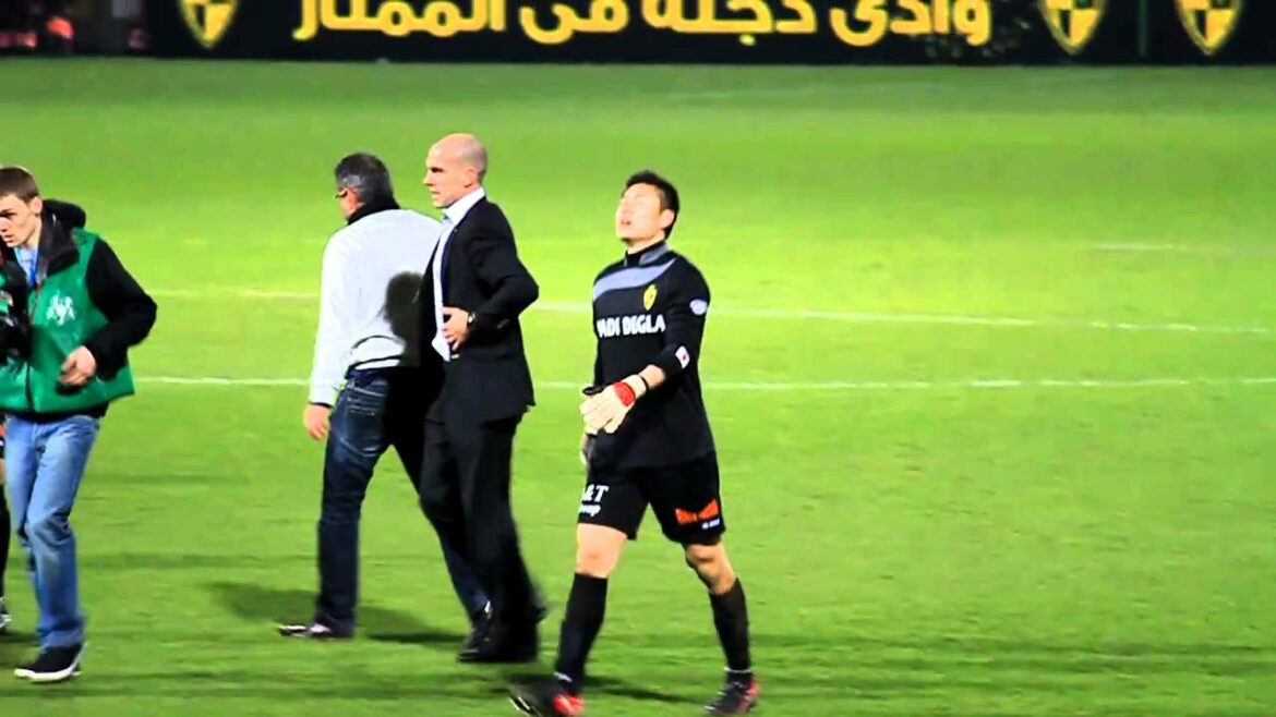 Lierse Last match Eiji Kawashima