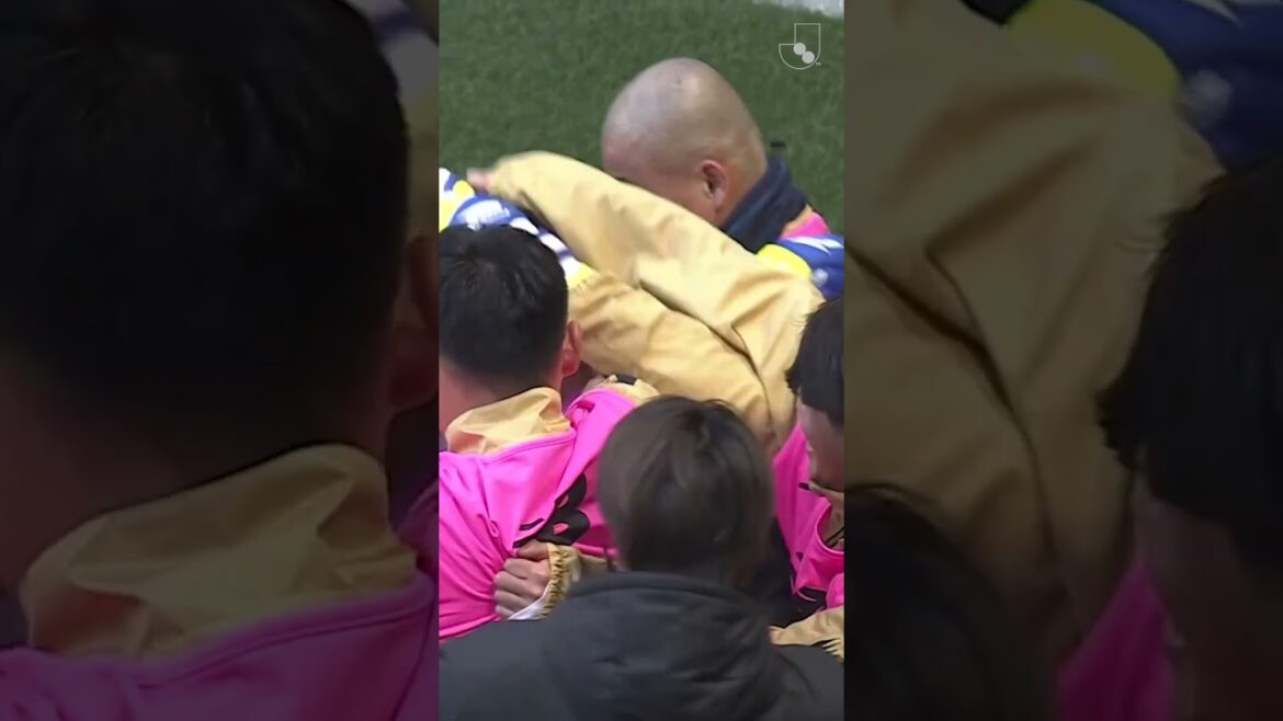 😱 Ryonosuke Kabayama tore the defense to shreds. 💨 @JLEAGUEInternational #shorts