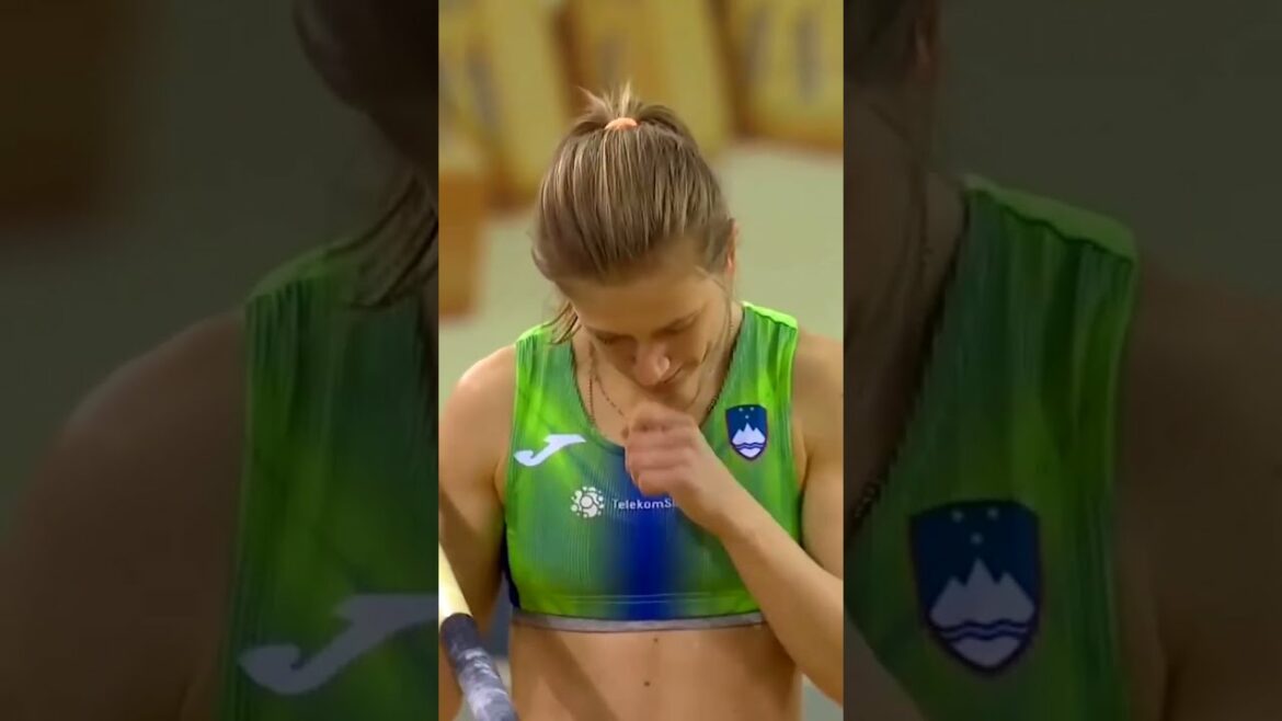 馃槺馃敟Most beautiful moment women’s馃槺pole vault#athletic #adventure #shorts#viral 馃槺馃敟Most beautiful moment women's馃槺pole vault#athletic #adventure #shorts#viral