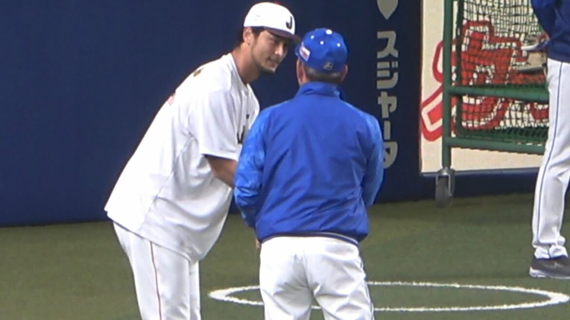 Darvish greets director Tatsunami with an apology and interacts with his favorite Viciedo! (2023/03/04) Darvish greets director Tatsunami with an apology and interacts with his favorite Viciedo! (2023/03/04)