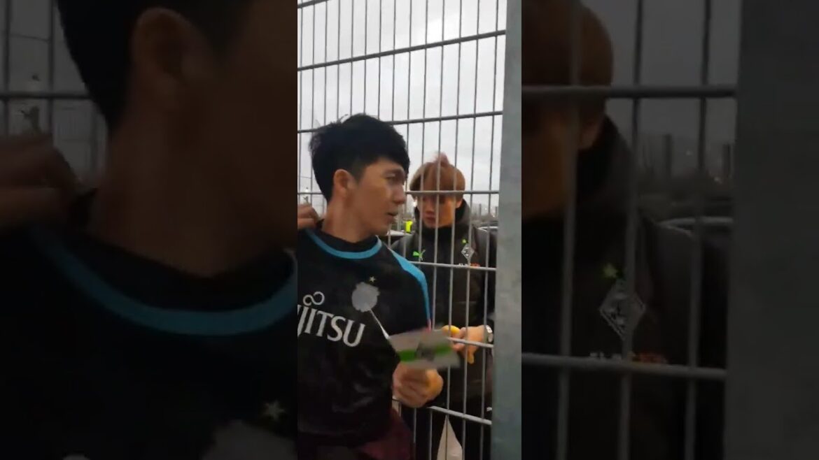 I was able to have a conversation with Itakura when I showed him the Kawasaki Frontale uniform #shorts