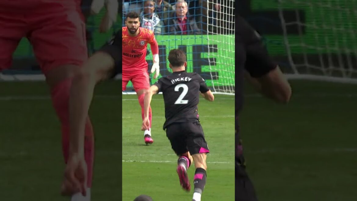 Mitoma's SENSATIONAL Lob!