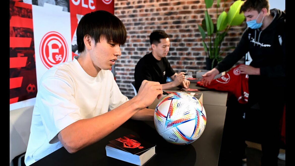 Autograph session: Midori Tanaka & Shindai Apelkamp