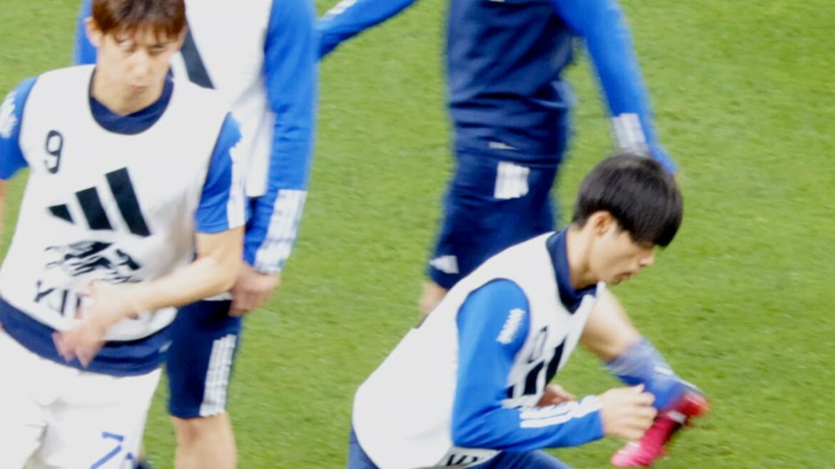 [Kaoru Mitoma]Hiroki Ito who thoroughly marks Mitoma | Kirin Challenge Cup 2023 [2023年3月24日 国立競技場]