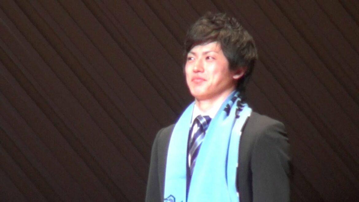 January 11, 2014 Kawasaki Frontale new system announcement press conference[8/21] Greetings from player Shogo Taniguchi