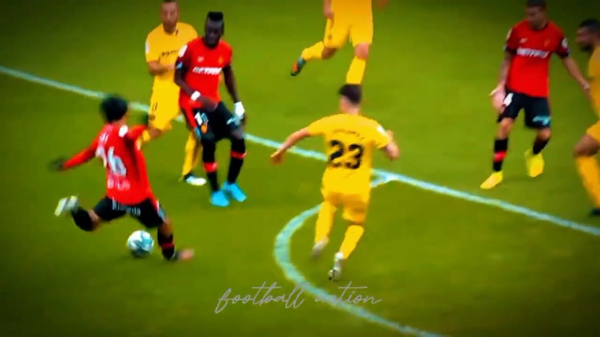 Japanese Lionel Messi / Takefusa Kubo dribble, skill & passing Japanese Lionel Messi / Takefusa Kubo dribble, skill & passing