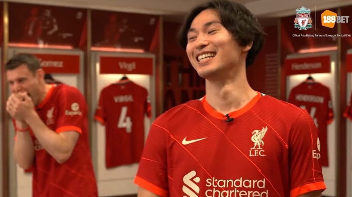 Takumi Minamino playing with Uncle Milner[Liverpool FC]