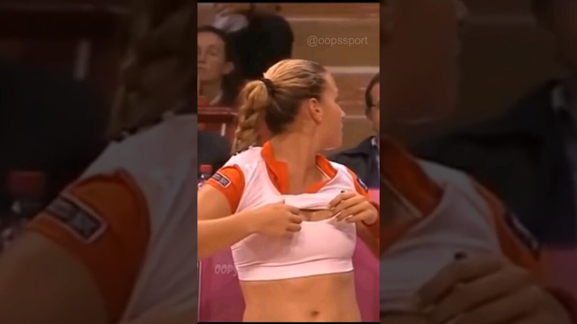 🤣🤣 CRAZIEST MOMENTS IN WOMENS SPORTS #shorts 🤣🤣 CRAZIEST MOMENTS IN WOMENS SPORTS #shorts