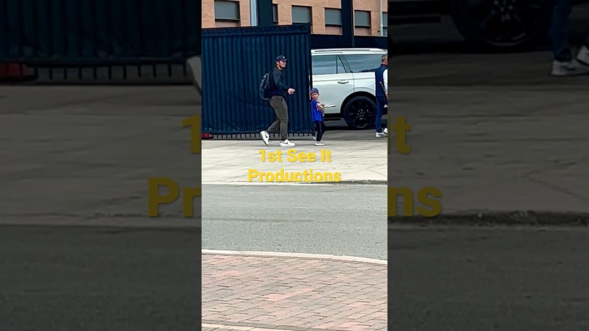 Seiya Suzuki After A… ‘W’ #cubs #baseball #mlb Name the architect that designed Wrigley Field? _ Seiya Suzuki After A... ‘W’ #cubs #baseball #mlb Name the architect that designed Wrigley Field? ___