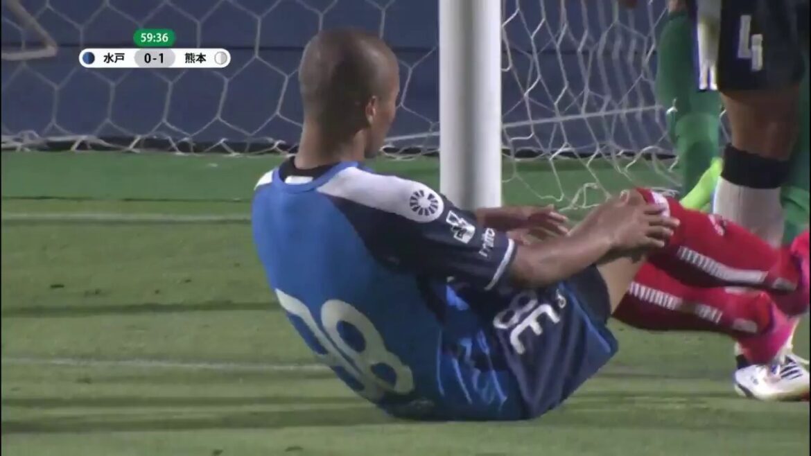 [Official]Pick-up play video: Daizen Maeda (Mito) shakes off two players with a dribble and brings in a shot!