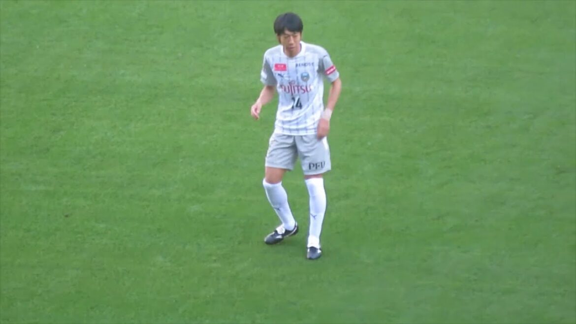 Kengo Nakamura's triangle pass, Hidemasa Morita's pre-match routine, Ryota Oshima's pre-match atmosphere2020/11/21 Oita Trinita Kawasaki Frontale Showa Denko Dome