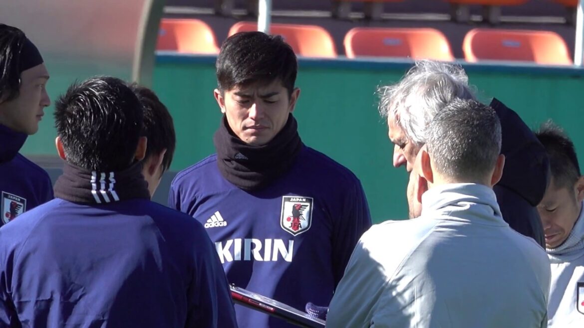 4K[#KhalilJ]Shogo Taniguchi at the meeting![Japan National Team]#Daihyo #Taniguchi Shogo #Takahagi Yojiro #J League