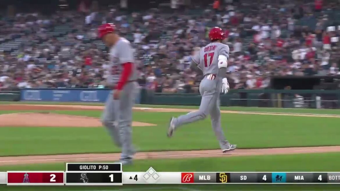 Shohei Ohtani launches a solo home run