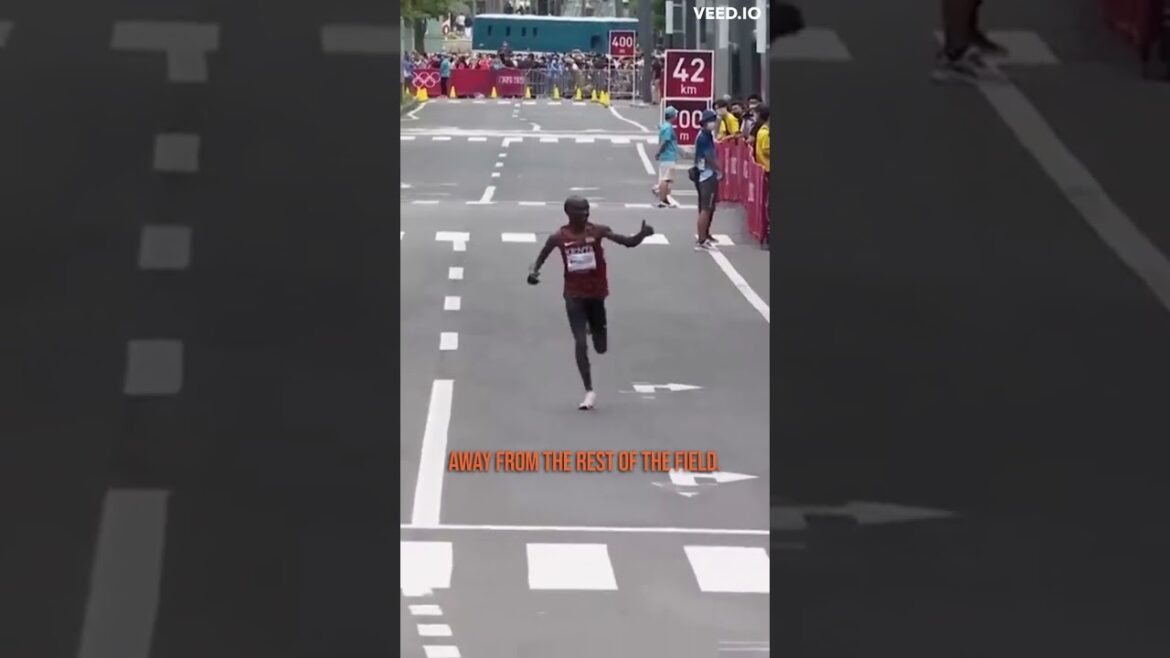 Eliud Kipchoge's Incredible Gold Medal Finish at the 2016 Tokyo Olympics!