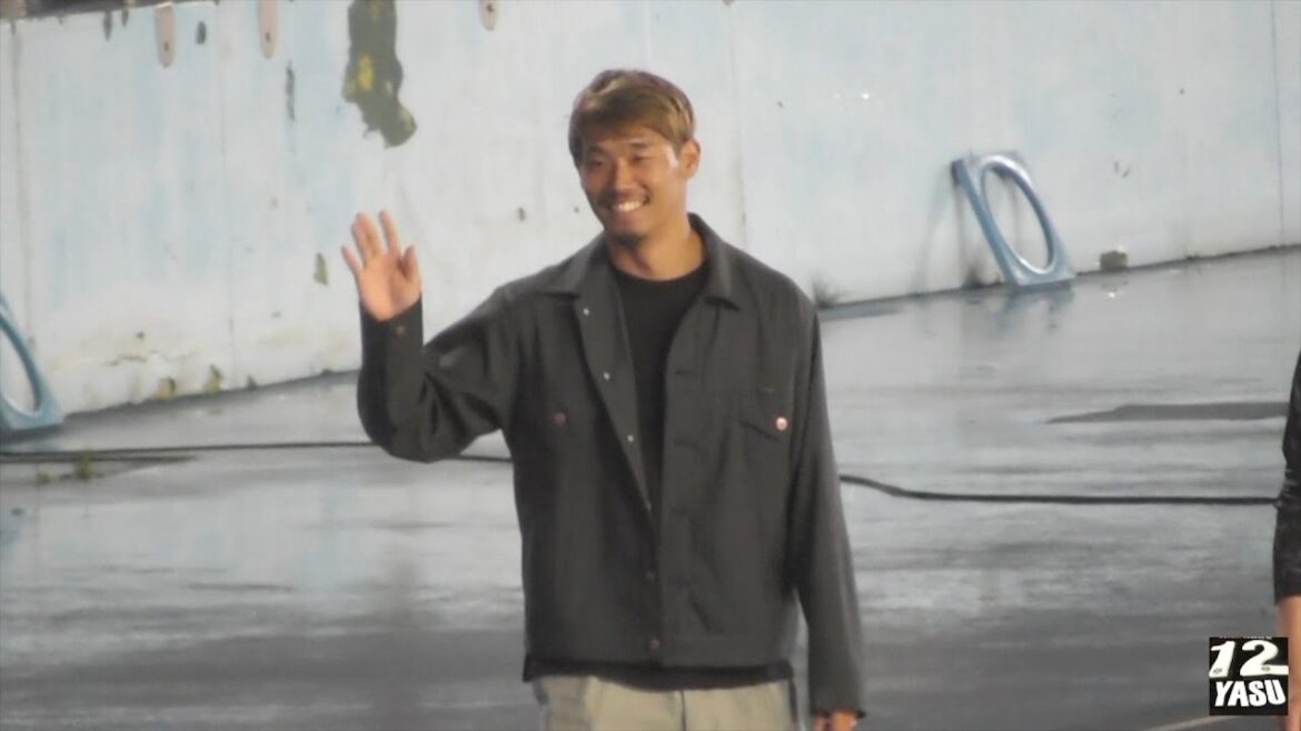 2023.6.11 Section J1-17[After the match]Hidemasa Morita appears at Todoroki Athletics Stadium and greets supporters