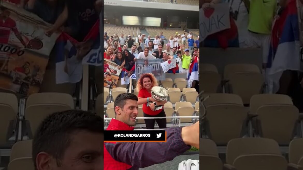 So wholesome! Novak Djokovic taking in every moment with the fans at Roland-Garros 🥰 So wholesome! Novak Djokovic taking in every moment with the fans at Roland-Garros 🥰