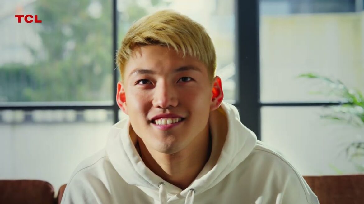 Aim for the top of the world! | TCL Inspire Greatness | 60s Edition