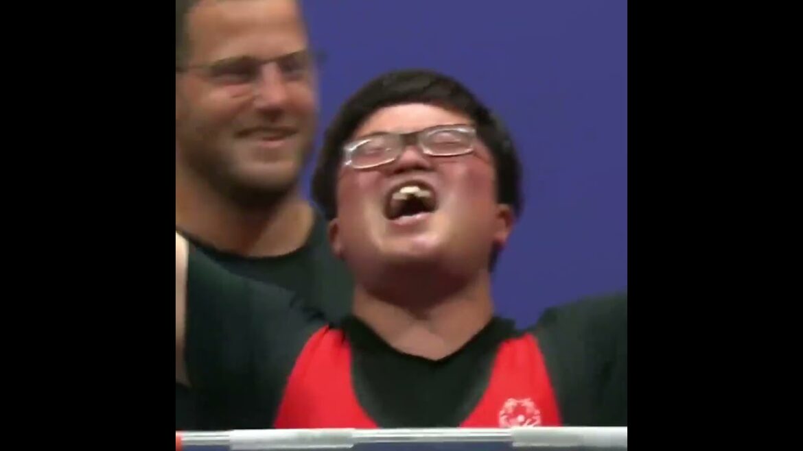 Wonho Kang squats 584 pounds at the Special Olympics World Games 👏 #shorts