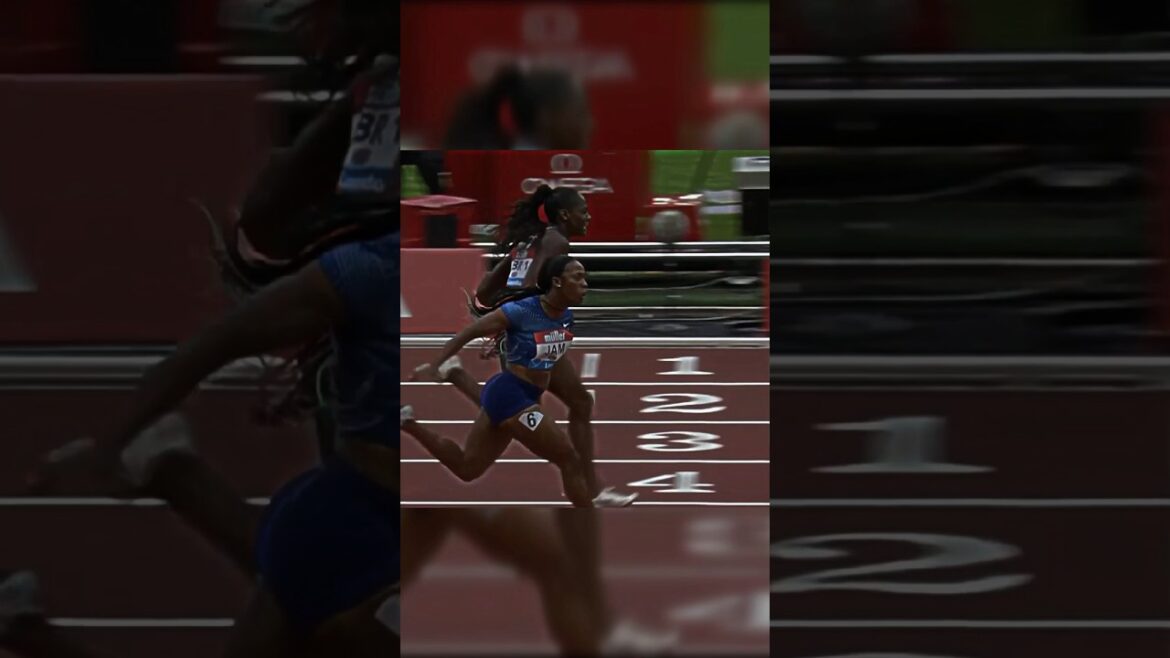 INSANE 4x100m Comeback!!👀😳 #shorts